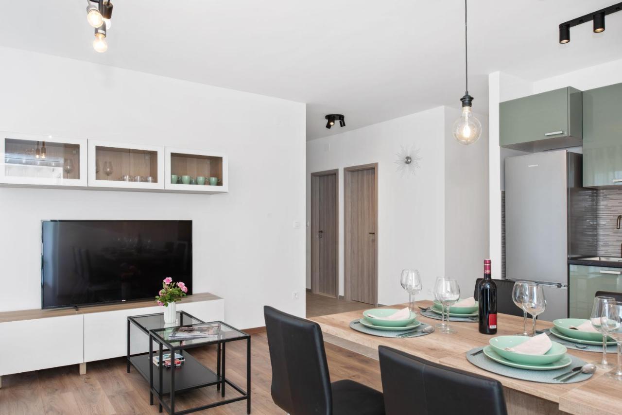 Comfortable 3-bedroom With Balcony And Fast Wi-fi - 10 Minutes From Old Town * Split