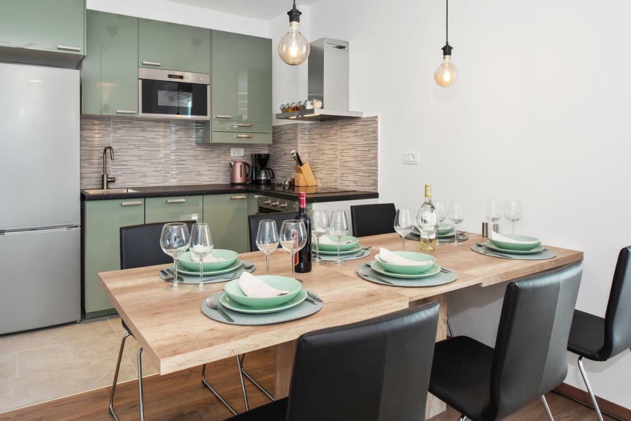 Comfortable 3-bedroom With Balcony And Fast Wi-fi - 10 Minutes From Old Town * Split
